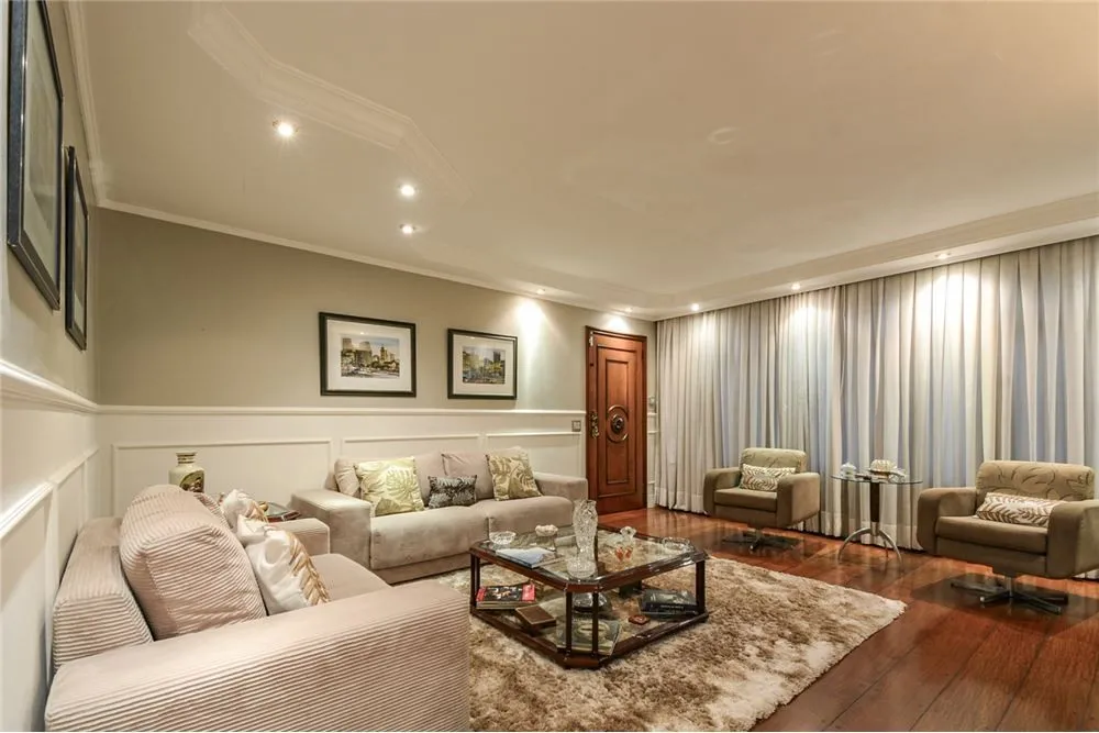 Casa, 3 quartos, 215 m² - Foto 1