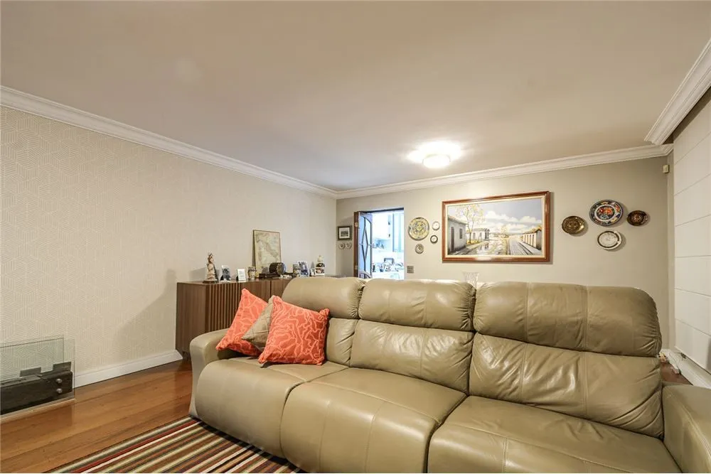 Casa, 3 quartos, 215 m² - Foto 3