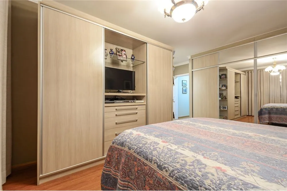 Casa, 3 quartos, 215 m² - Foto 8