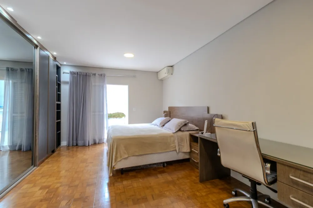 Casa, 5 quartos, 340 m² - Foto 2