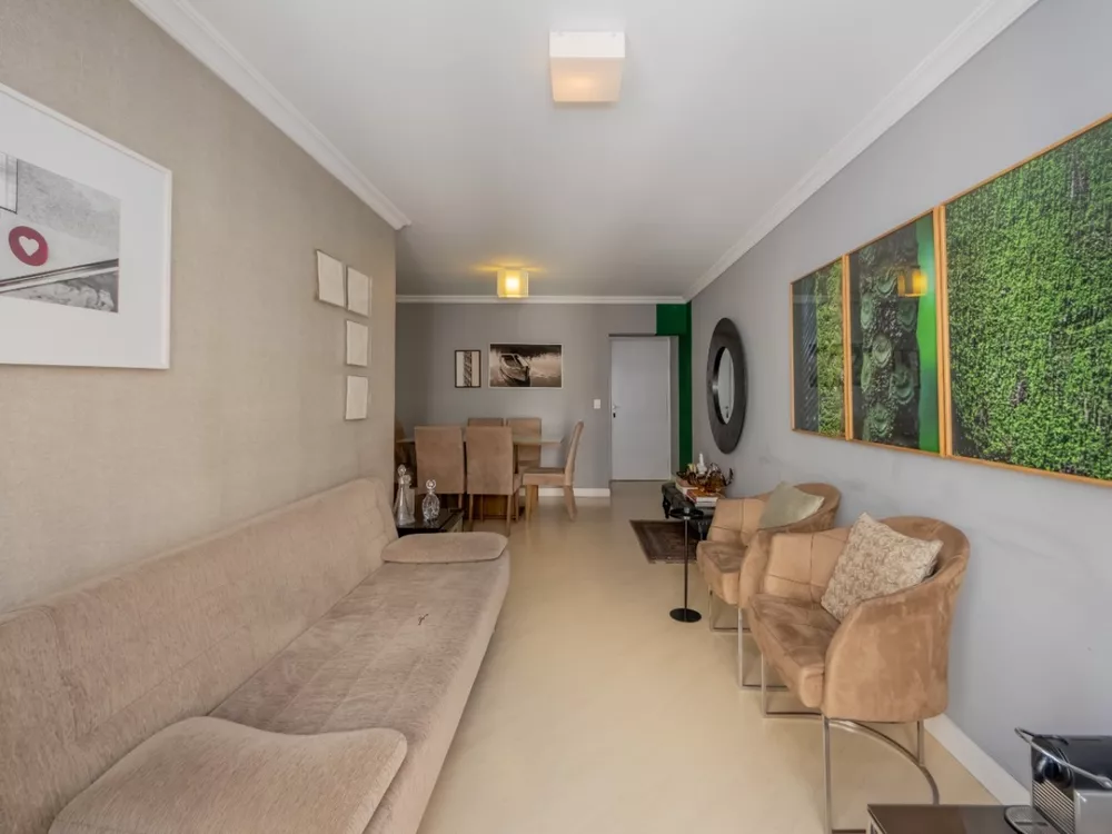 Apartamento à venda com 2 quartos, 75m² - Foto 9