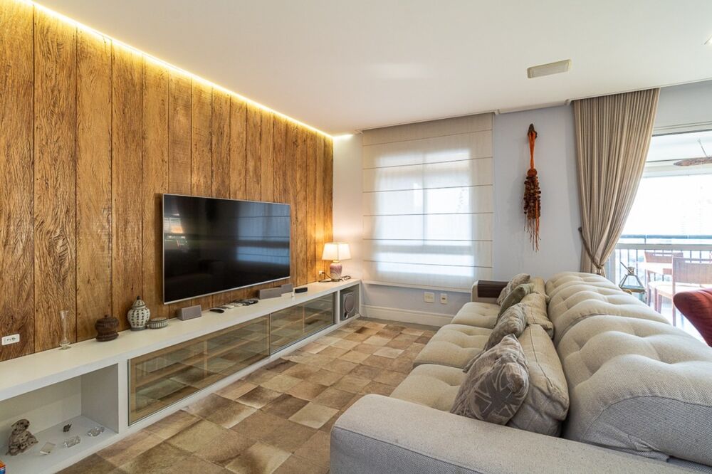 Apartamento à venda com 3 quartos, 168m² - Foto 1