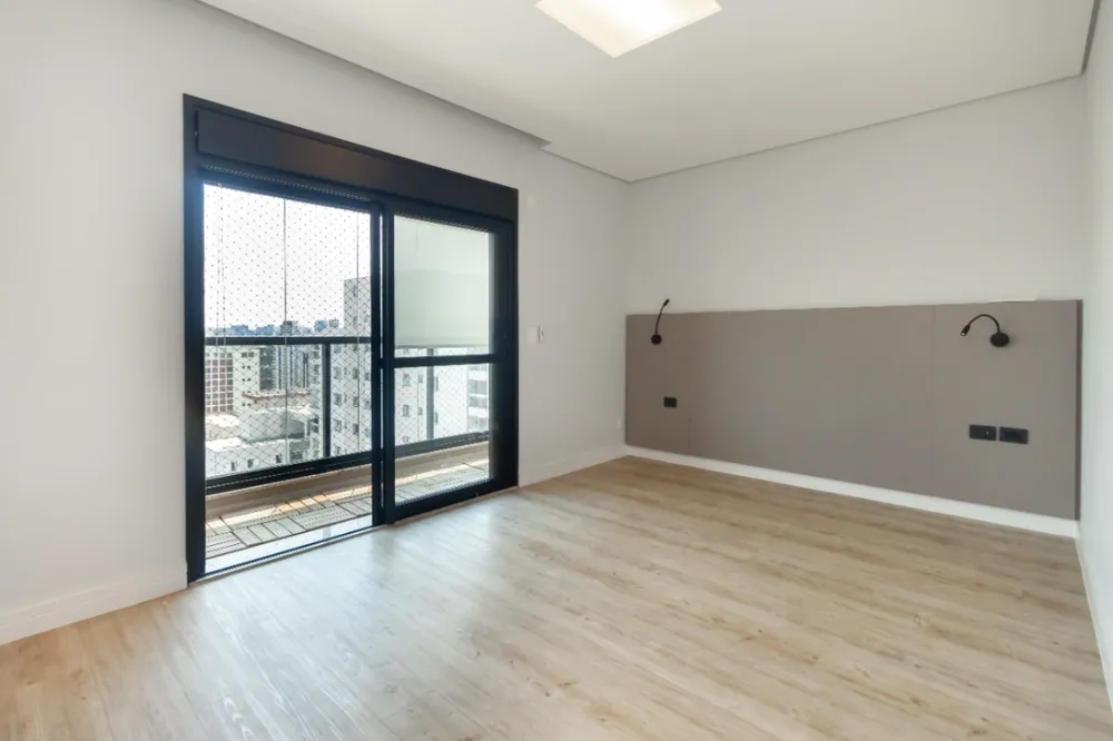 Apartamento, 3 quartos, 184 m² - Foto 1