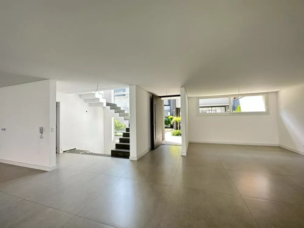 Casa à venda com 4 quartos, 401m² - Foto 9