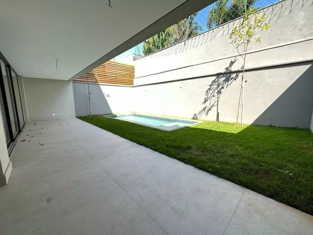 Casa à venda com 4 quartos, 401m² - Foto 2