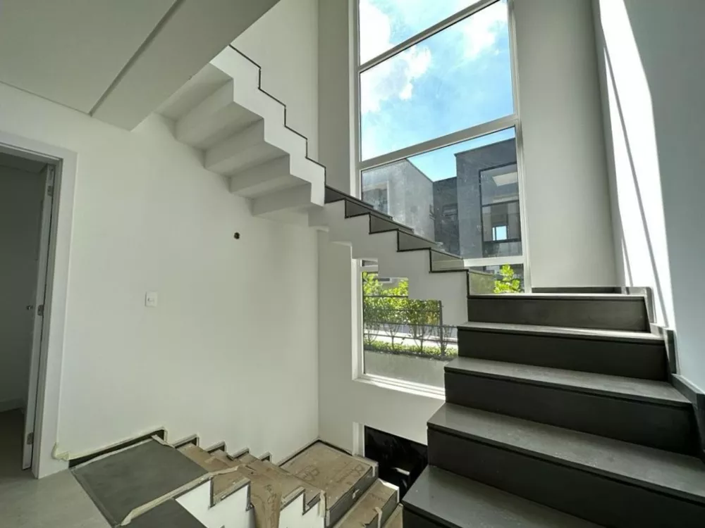 Casa à venda com 4 quartos, 401m² - Foto 11