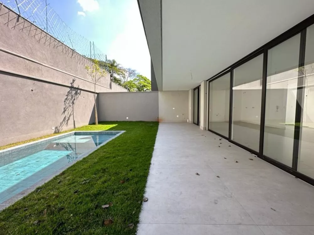 Casa à venda com 4 quartos, 401m² - Foto 4