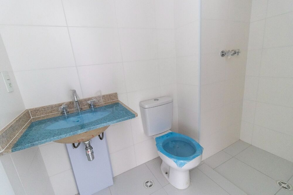 Apartamento à venda com 2 quartos, 66m² - Foto 4
