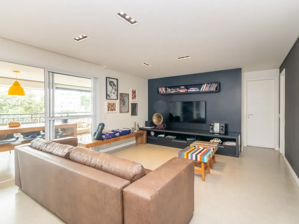 Apartamento, 3 quartos, 140 m² - Foto 2