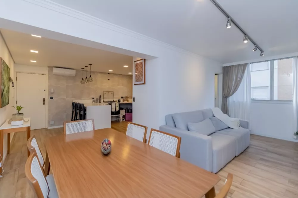 Apartamento à venda com 2 quartos, 83m² - Foto 2