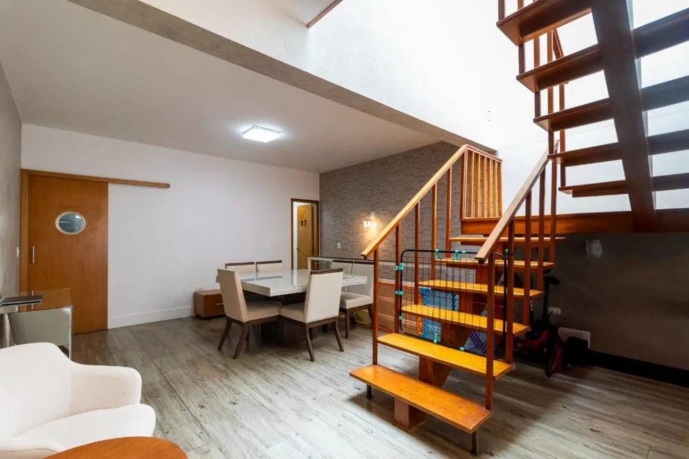 Casa, 3 quartos, 243 m² - Foto 4