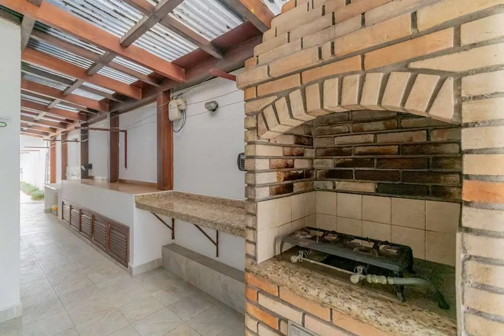 Casa à venda com 3 quartos, 620m² - Foto 5