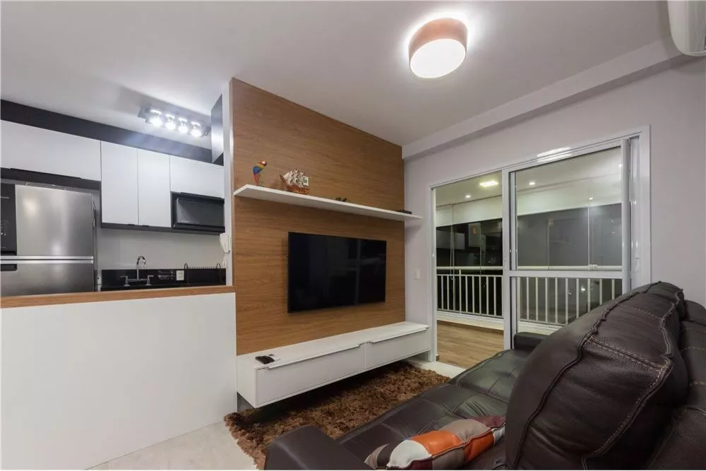 Apartamento à venda com 2 quartos, 64m² - Foto 2