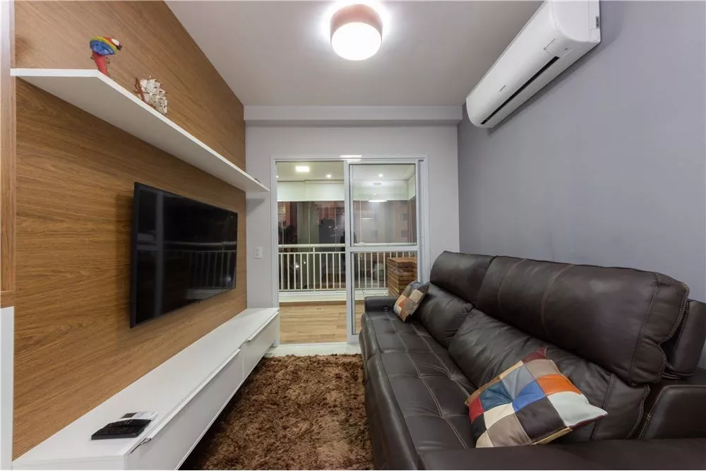 Apartamento à venda com 2 quartos, 64m² - Foto 3