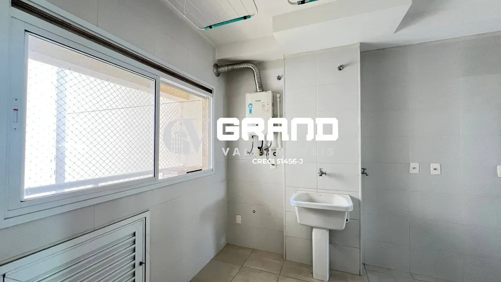 Apartamento, 4 quartos, 259 m² - Foto 2