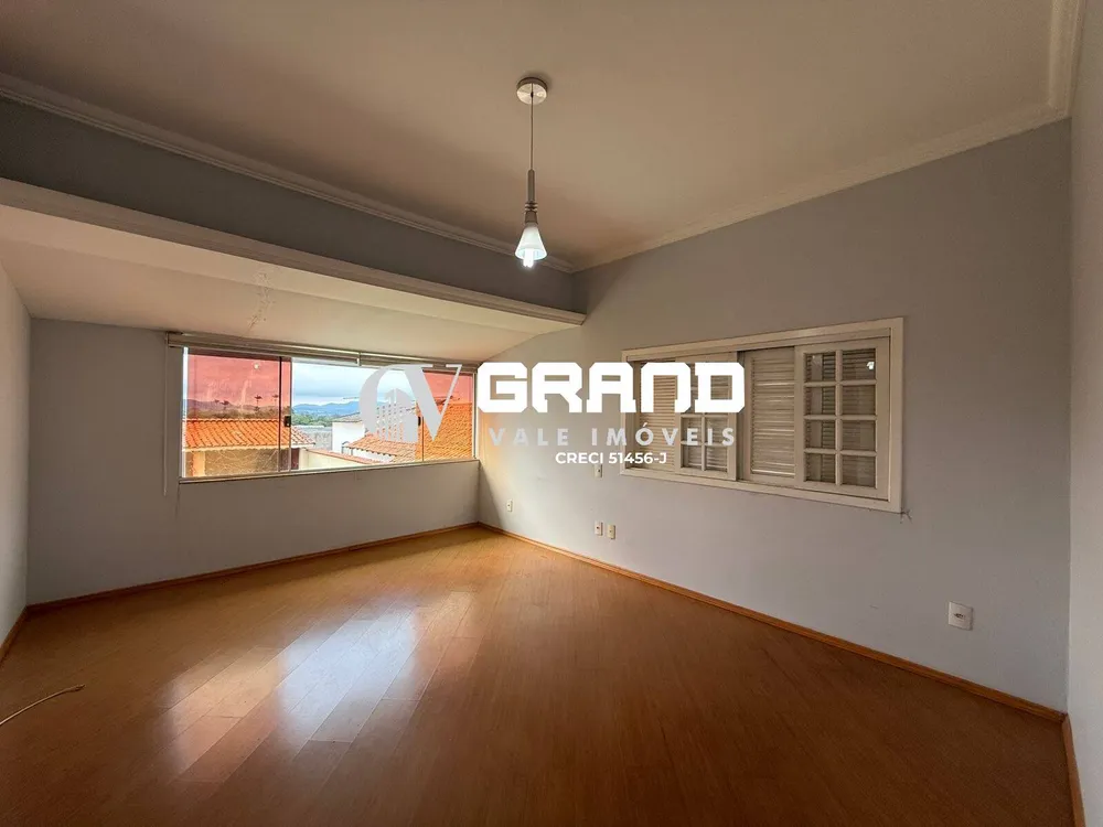 Casa, 3 quartos, 220 m² - Foto 12