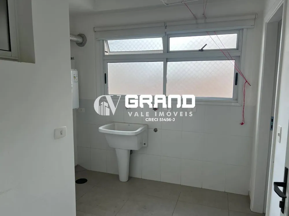 Apartamento, 4 quartos, 131 m² - Foto 4
