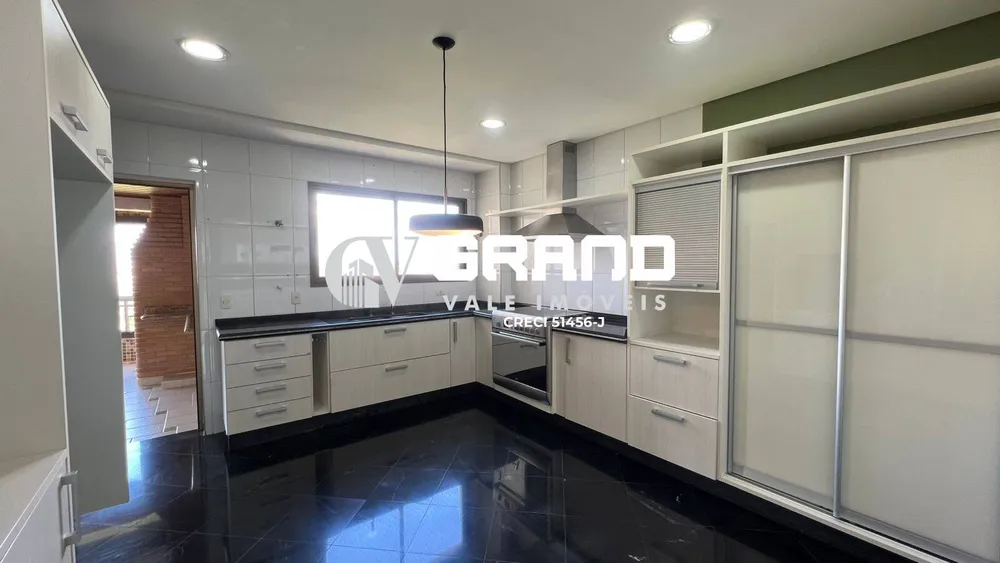 Apartamento, 4 quartos, 205 m² - Foto 7