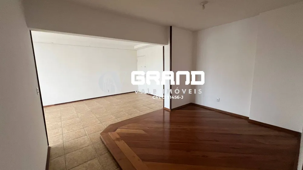 Apartamento, 3 quartos, 132 m² - Foto 2