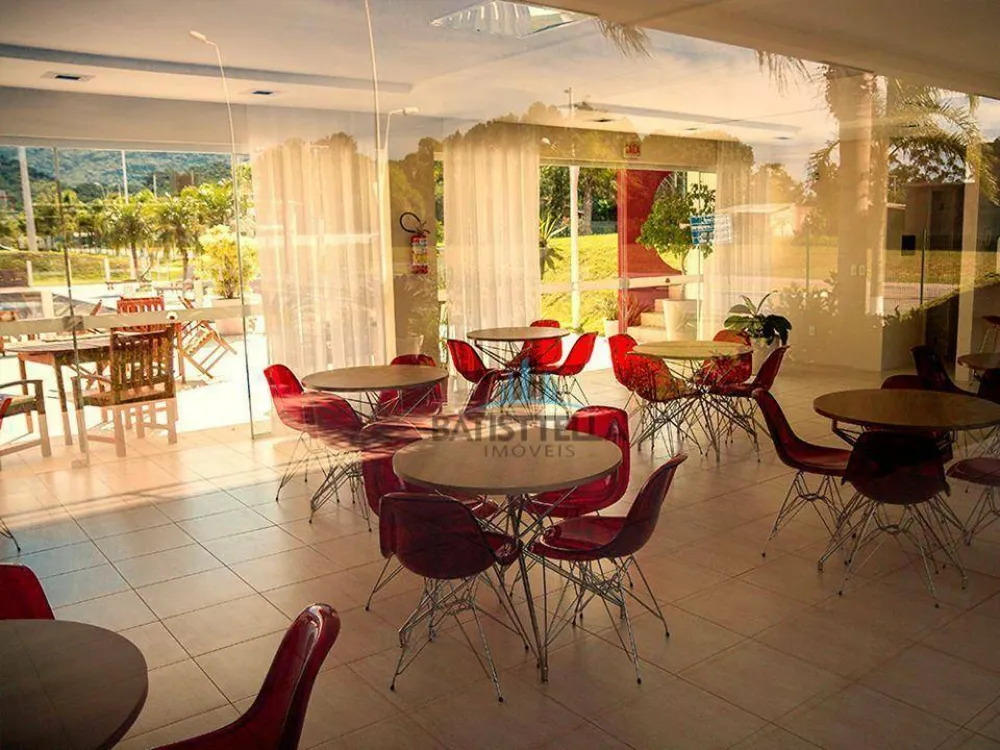 Casa, 4 quartos, 214 m² - Foto 2