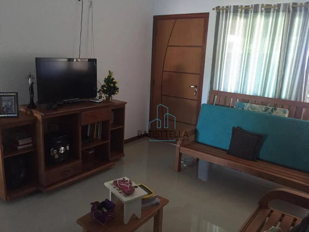 Casa, 9 quartos, 233 m² - Foto 1