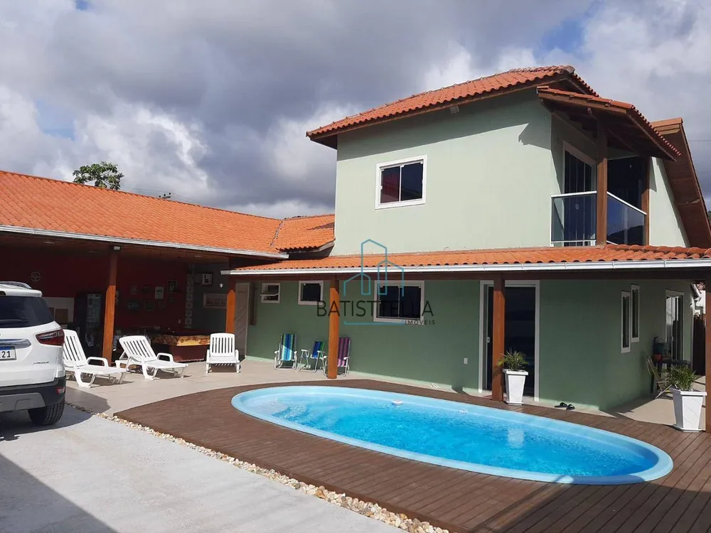 Sobrado, 3 quartos, 240 m² - Foto 1