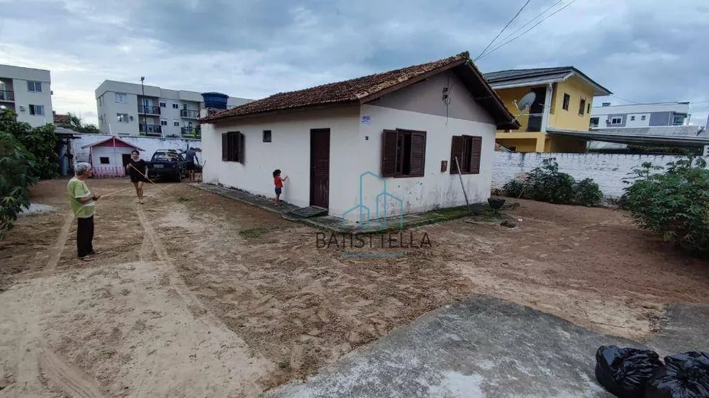 Casa, 3 quartos, 460 m² - Foto 1