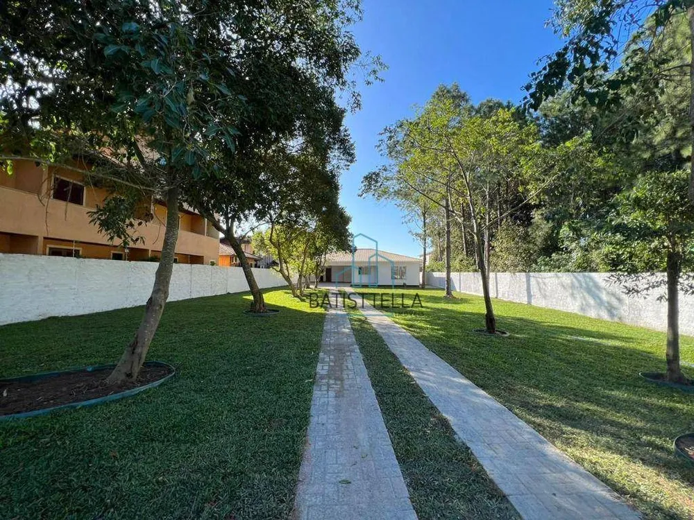 Casa, 3 quartos, 200 m² - Foto 1