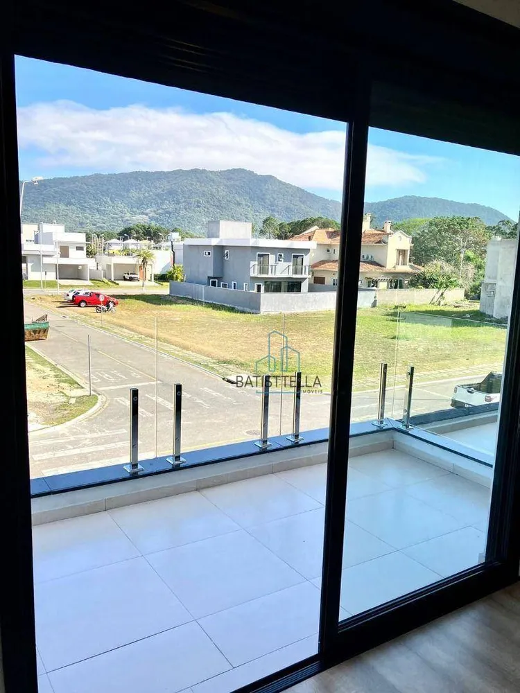 Casa, 3 quartos, 221 m² - Foto 4