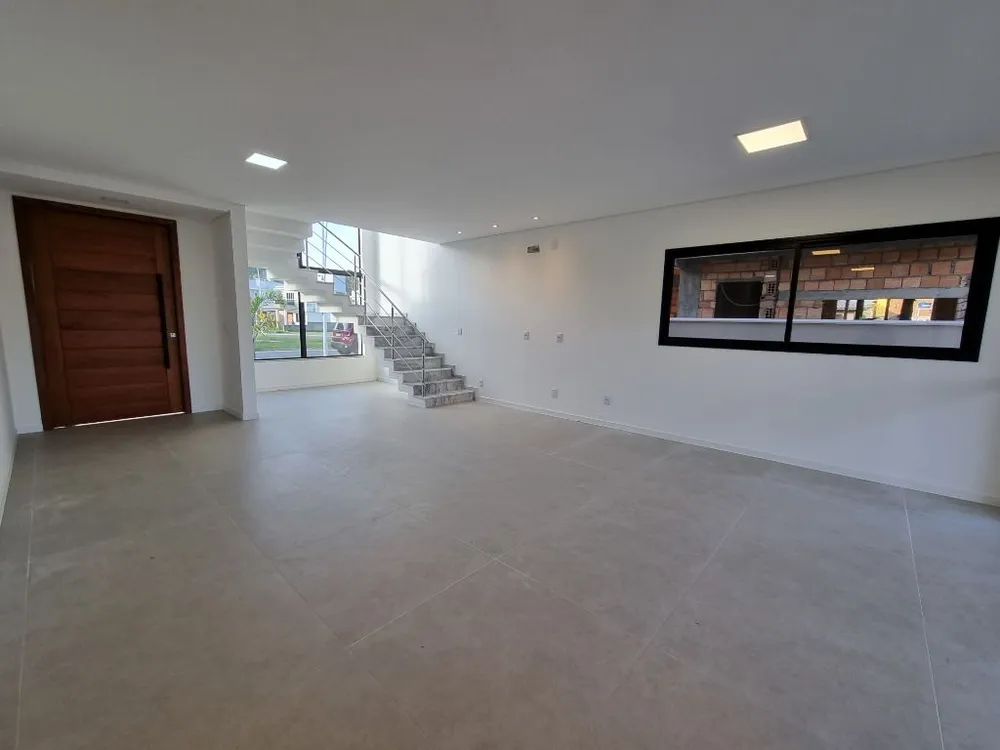 Casa, 3 quartos, 208 m² - Foto 4