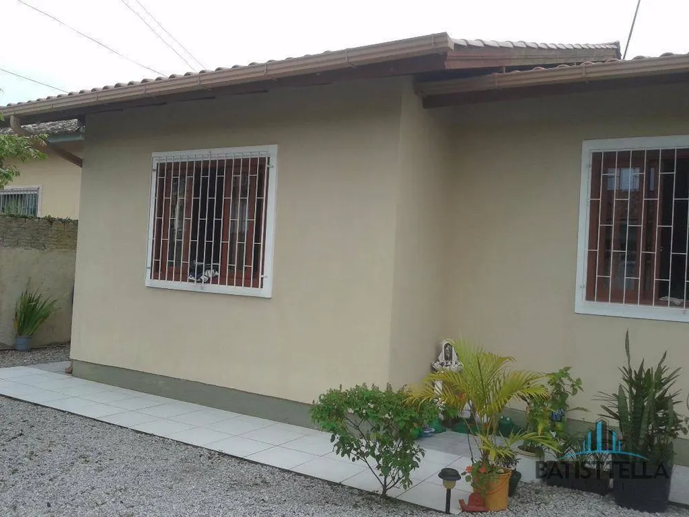 Casa, 3 quartos, 90 m² - Foto 1