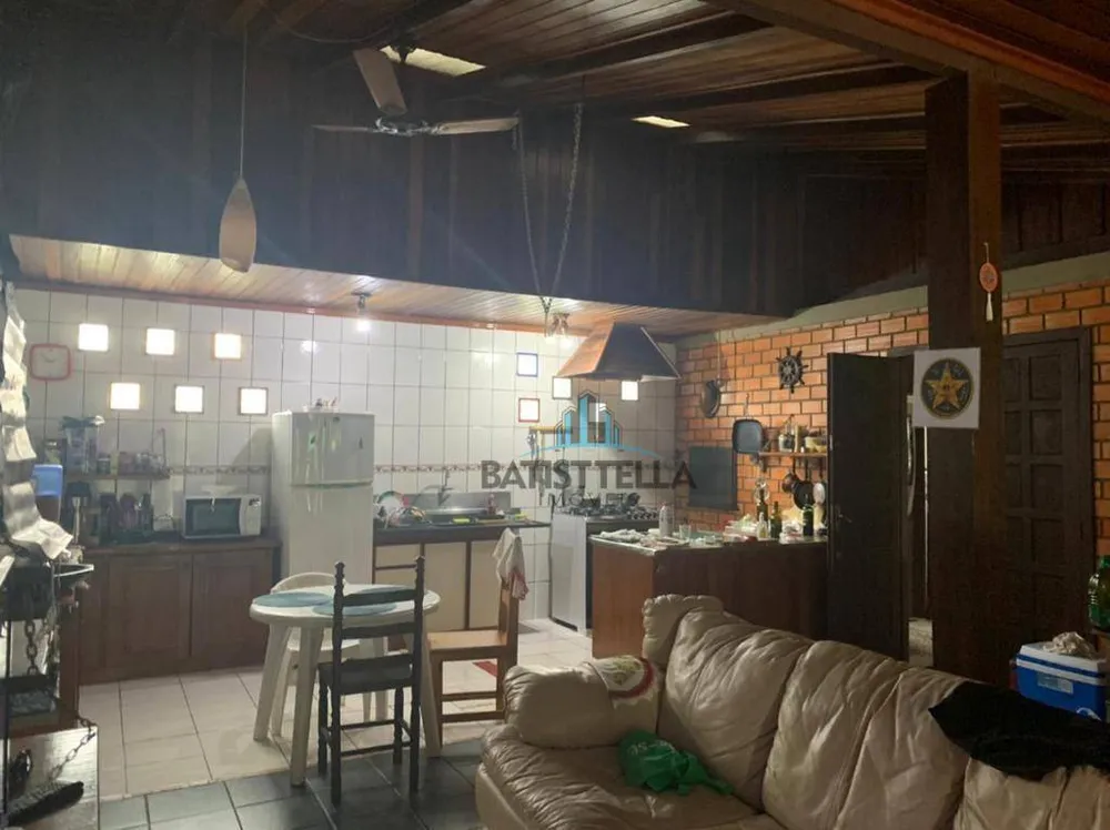 Casa, 3 quartos, 180 m² - Foto 2