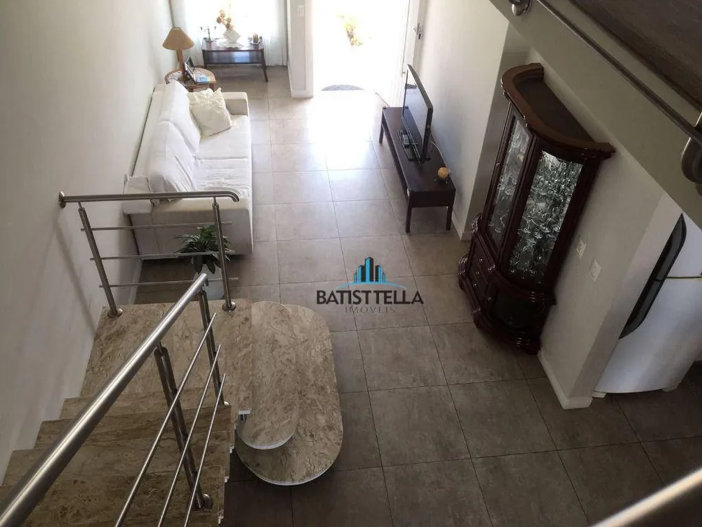 Casa, 3 quartos, 194 m² - Foto 3