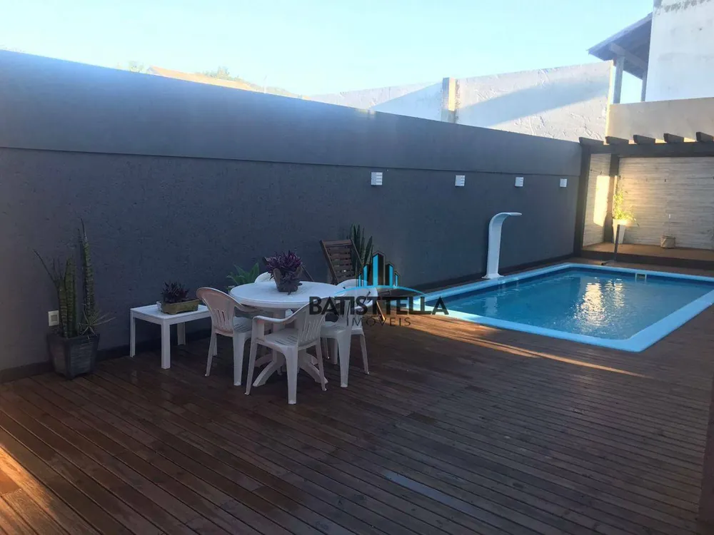 Casa, 5 quartos, 278 m² - Foto 4