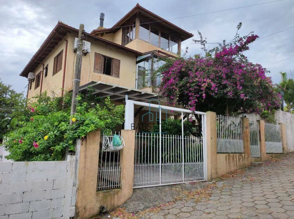 Sobrado, 3 quartos, 190 m² - Foto 1