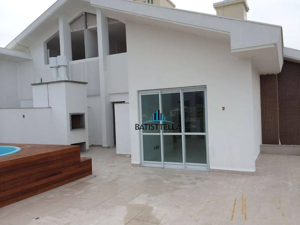 Cobertura, 3 quartos, 159 m² - Foto 2