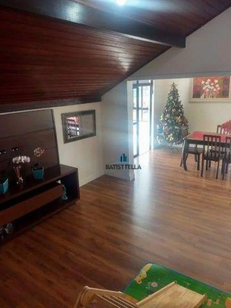 Cobertura, 3 quartos, 210 m² - Foto 3