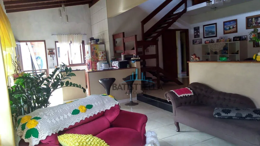 Casa, 5 quartos, 267 m² - Foto 3