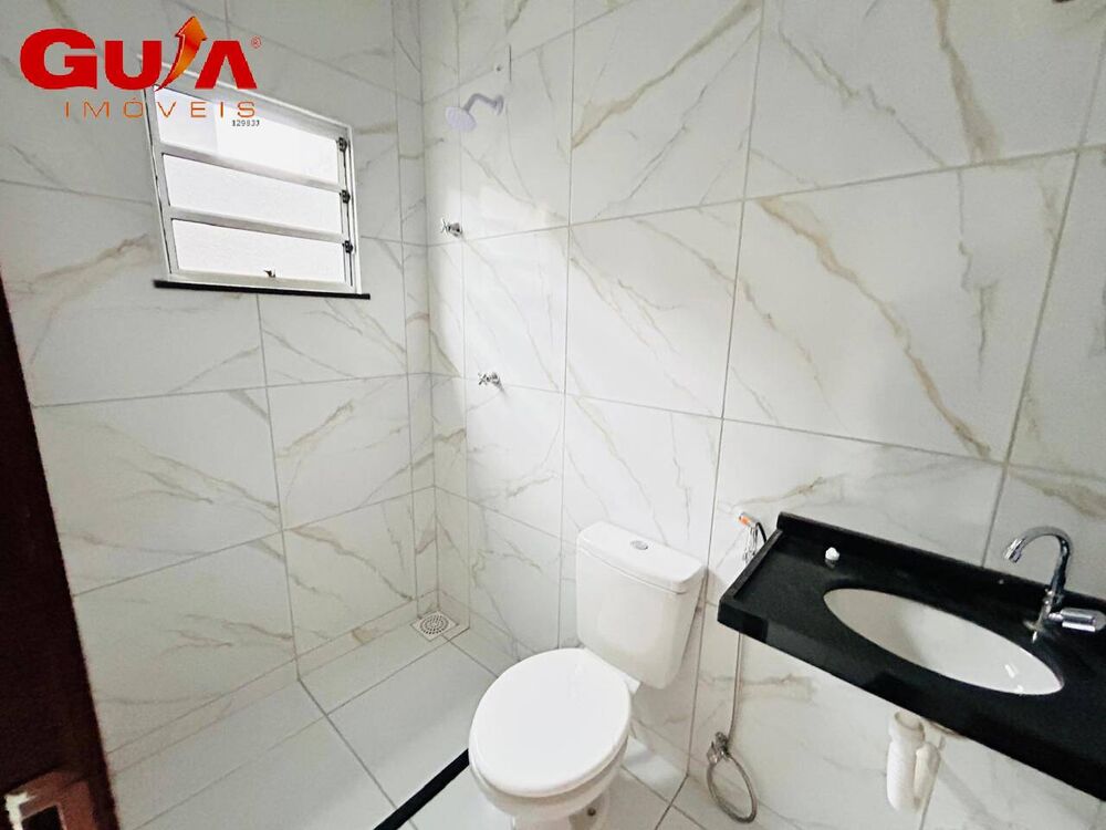 Casa à venda com 2 quartos, 80m² - Foto 3