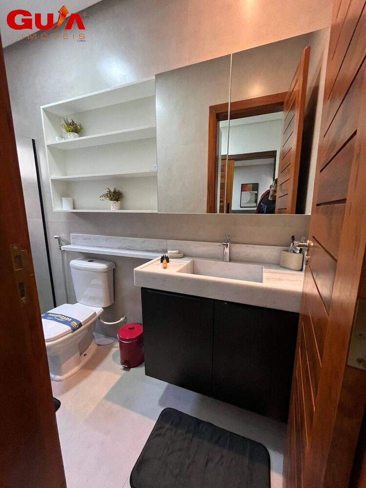 Casa de Condomínio à venda com 3 quartos, 296m² - Foto 1