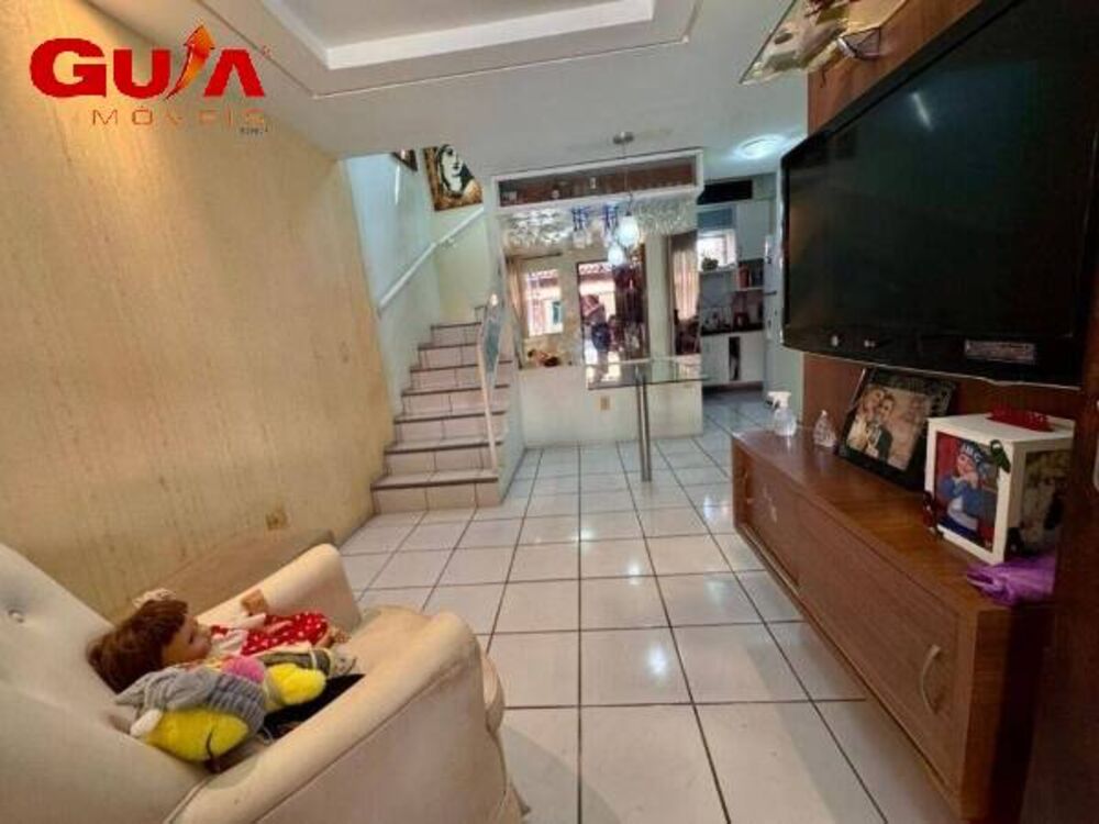 Casa, 3 quartos, 76 m² - Foto 2