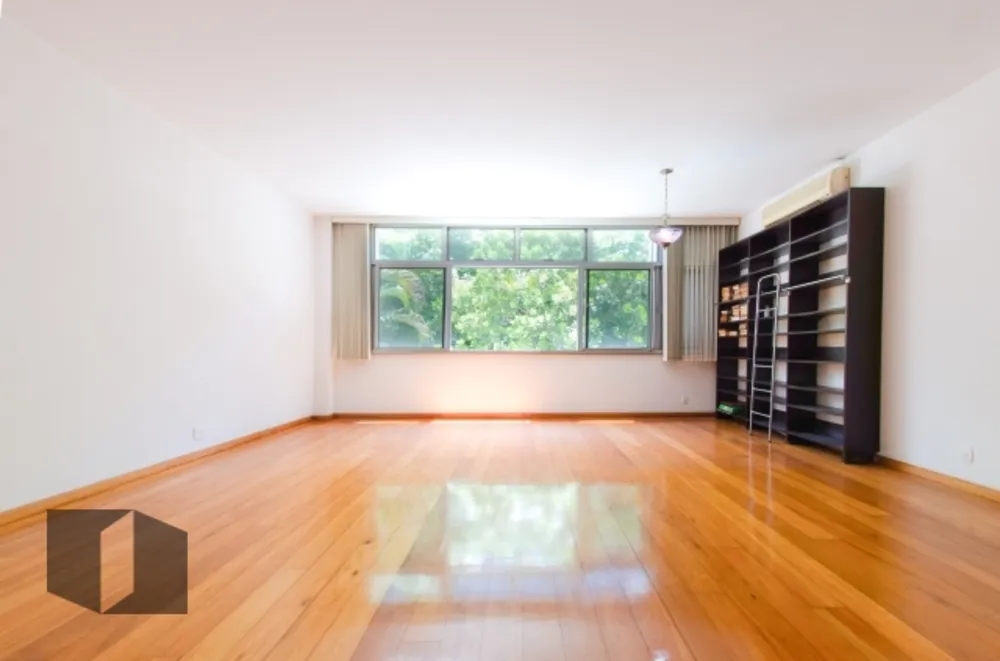 Apartamento, 3 quartos, 130 m² - Foto 1