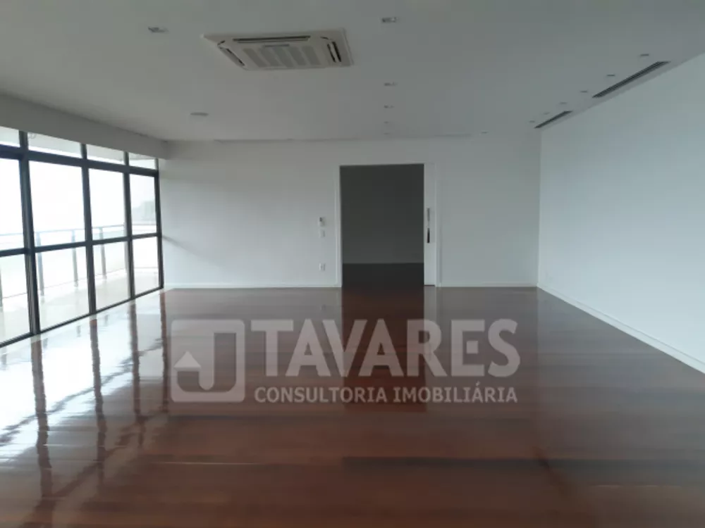 Apartamento à venda com 4 quartos, 270m² - Foto 1