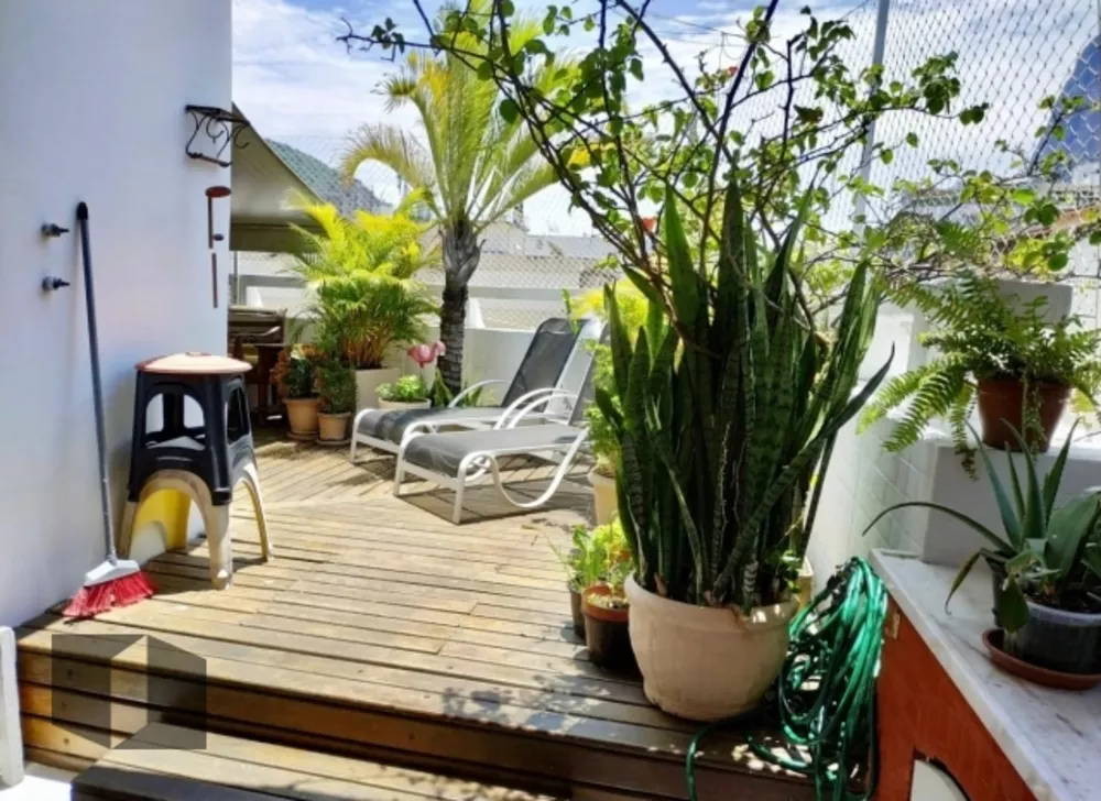 Cobertura, 3 quartos, 240 m² - Foto 4