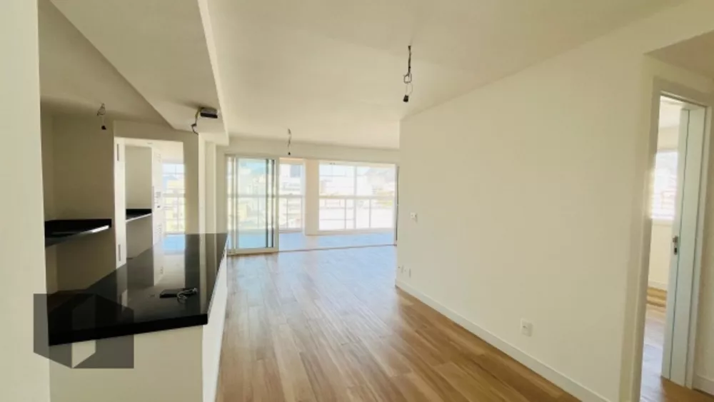 Apartamento à venda com 4 quartos, 139m² - Foto 1