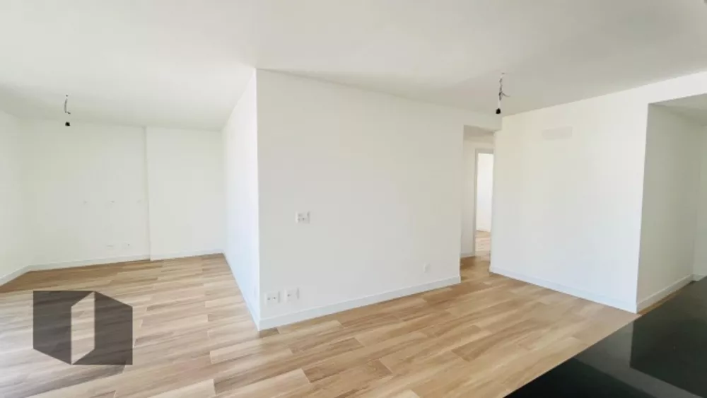 Apartamento à venda com 4 quartos, 139m² - Foto 4