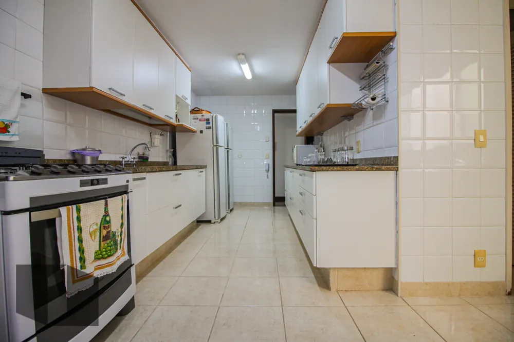 Apartamento, 4 quartos, 246 m² - Foto 1