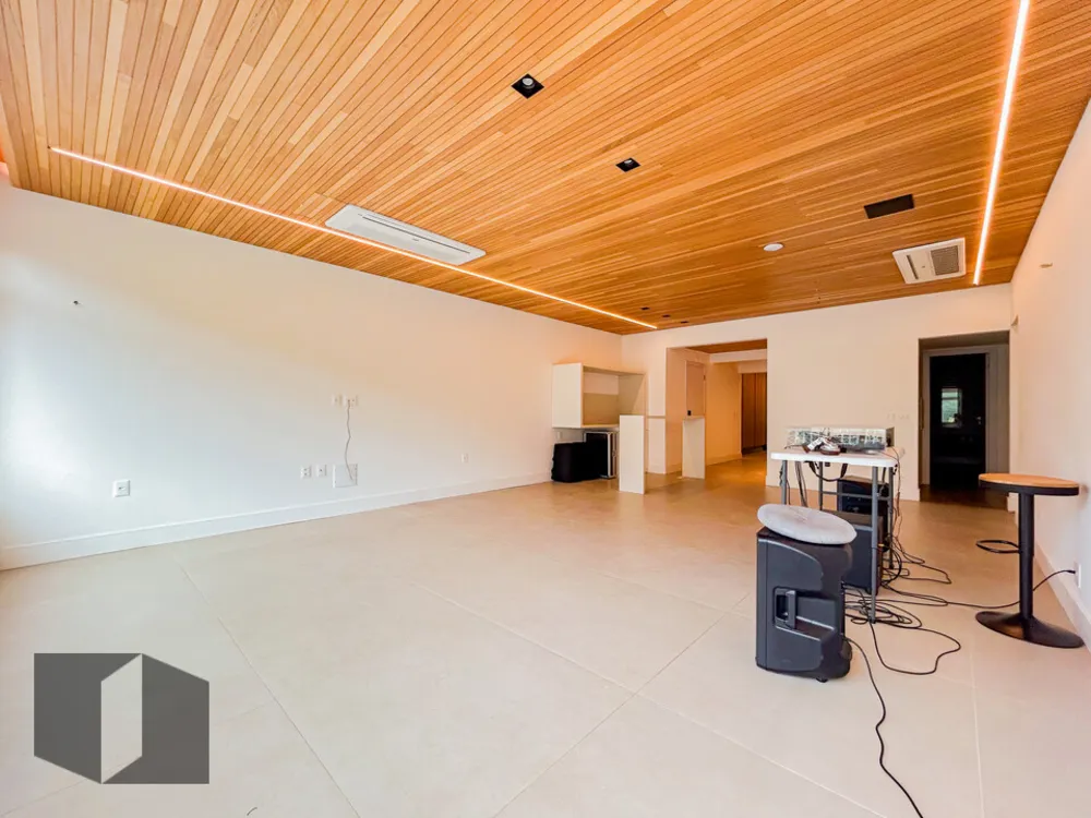 Apartamento, 3 quartos, 197 m² - Foto 1
