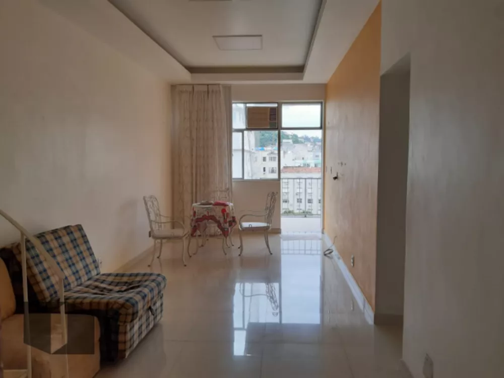 Apartamento à venda com 3 quartos, 143m² - Foto 3