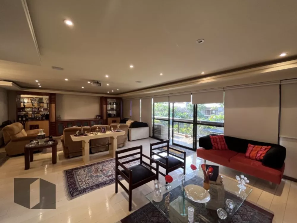 Apartamento, 4 quartos, 274 m² - Foto 1